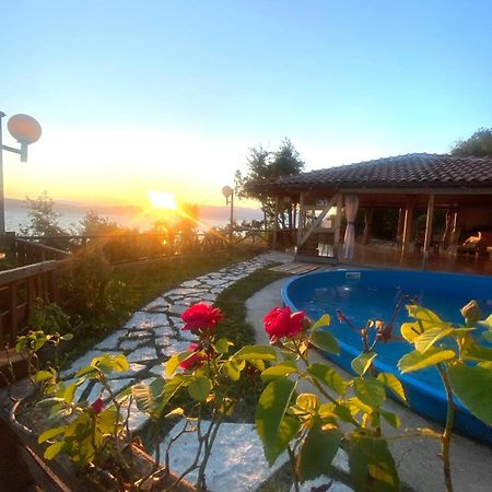 Robinson Sunset Guest House Lagadin Dış mekan fotoğraf