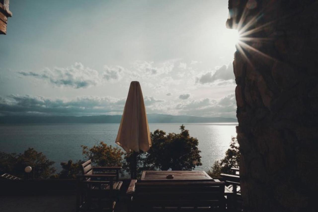 Robinson Sunset Guest House Lagadin Dış mekan fotoğraf