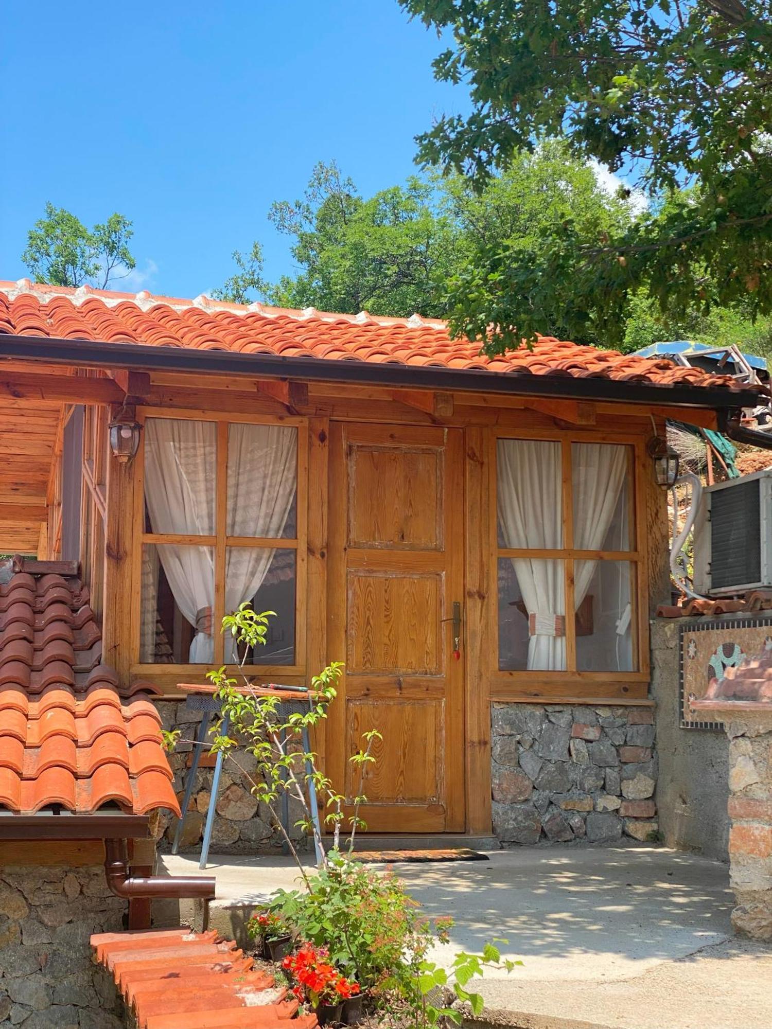 Robinson Sunset Guest House Lagadin Dış mekan fotoğraf