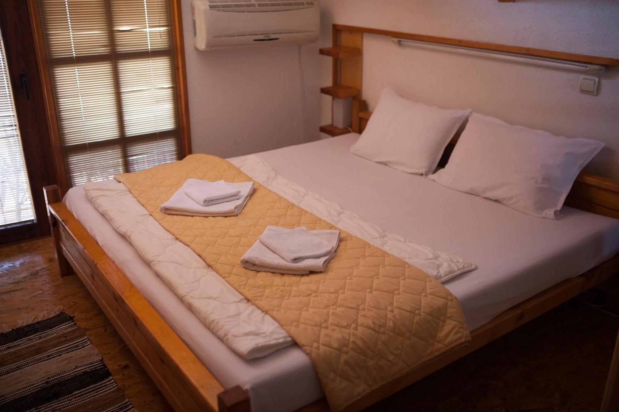 Robinson Sunset Guest House Lagadin Oda fotoğraf