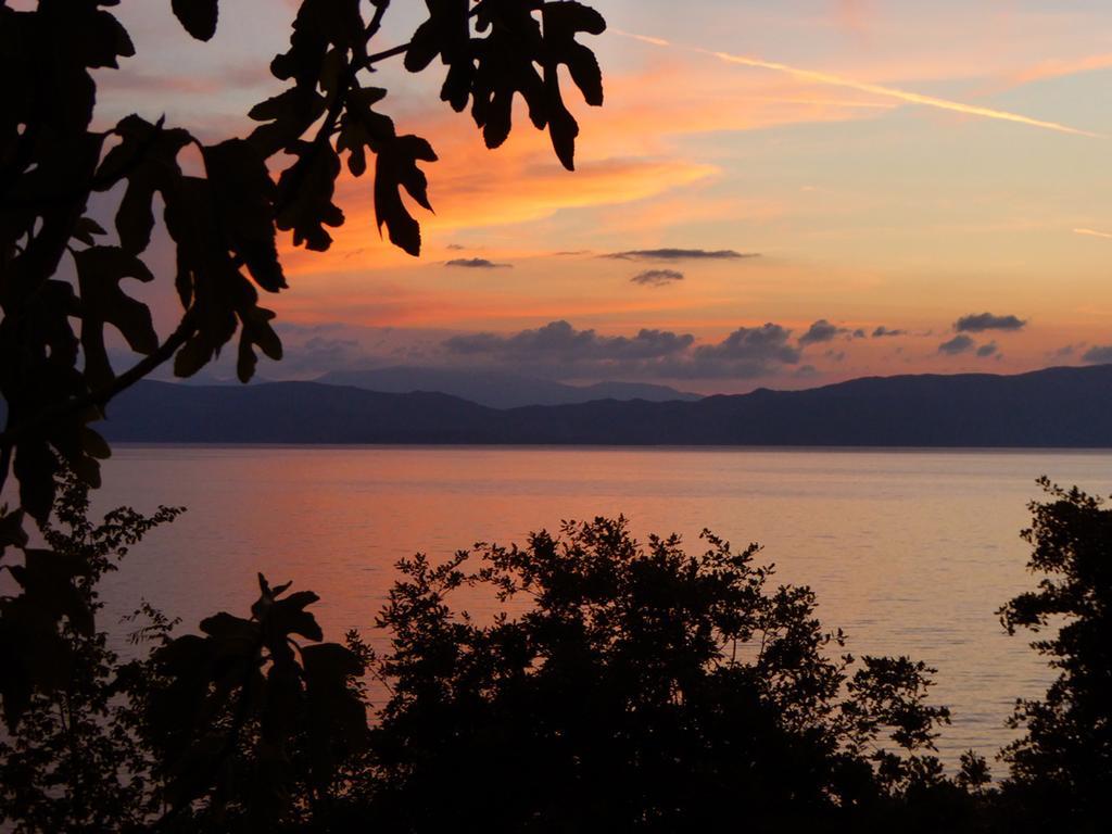 Robinson Sunset Guest House Lagadin Dış mekan fotoğraf
