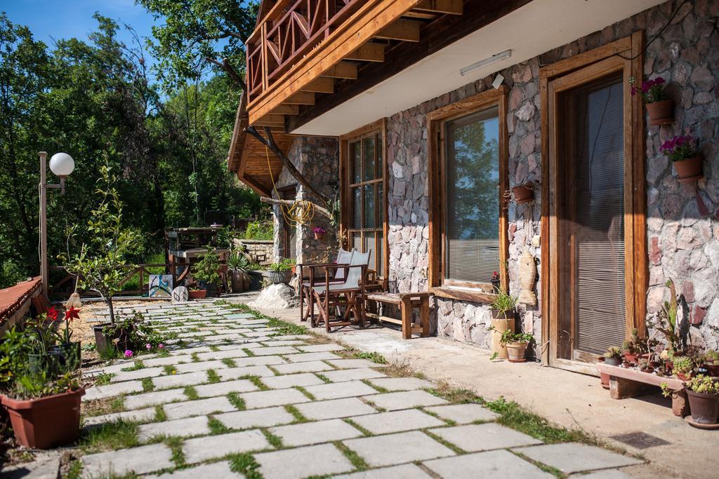 Robinson Sunset Guest House Lagadin Dış mekan fotoğraf